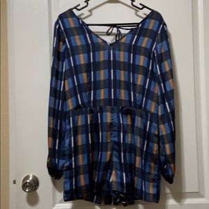 Luxe plaid size medium long sleeve romper